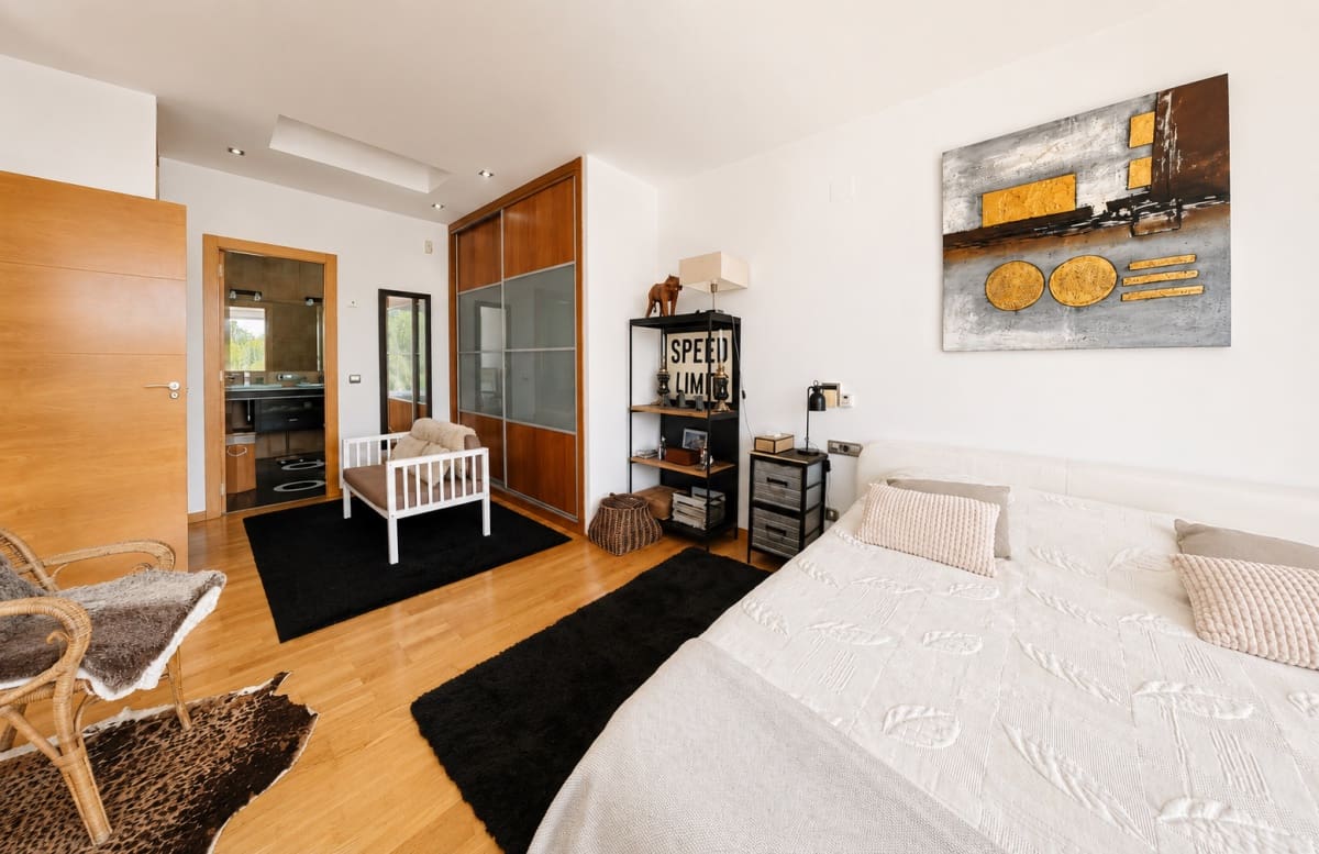 4 Zimmer Villa zu verkaufen in Altea mit Pool Garage - 1.250.000 € (Ref: 9914151)