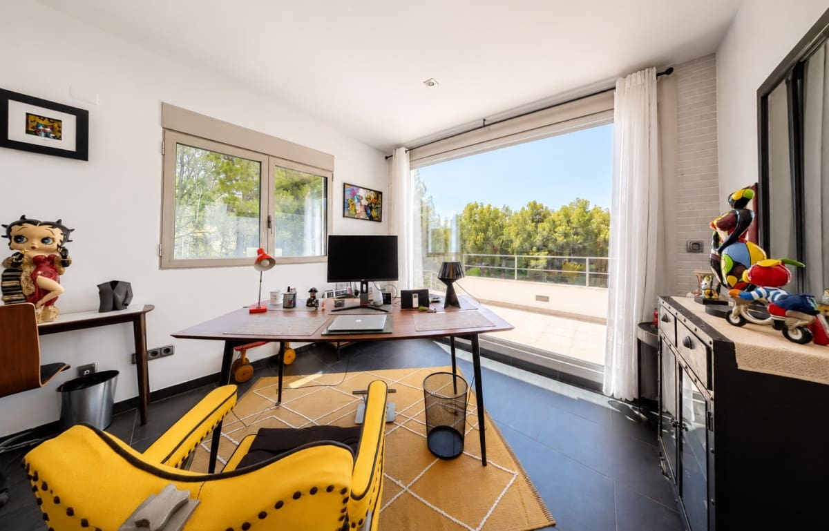 4 Zimmer Villa zu verkaufen in Altea mit Pool Garage - 1.250.000 € (Ref: 9914151)