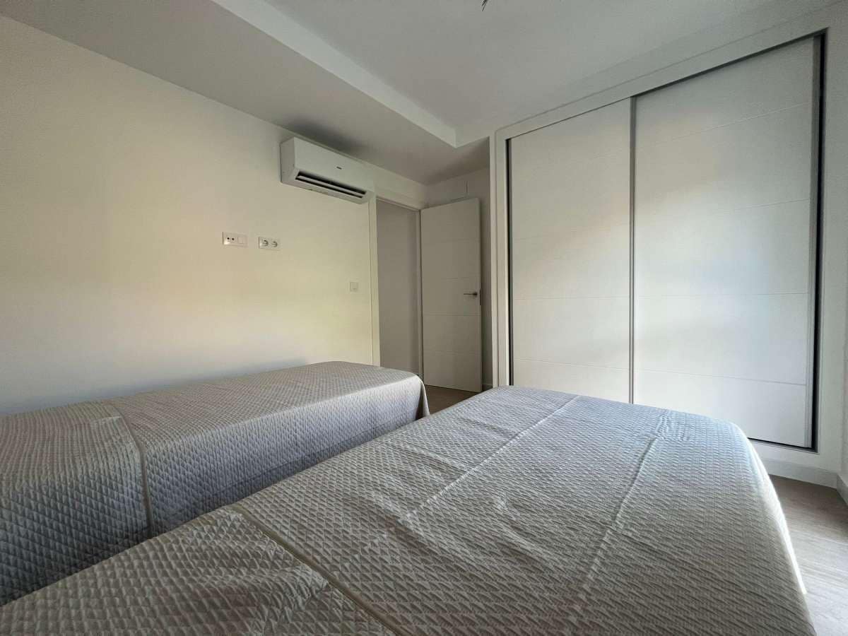 2 slaapkamer Huis te koop in Portman met zwembad garage - € 208.000 (Ref: 9914184)
