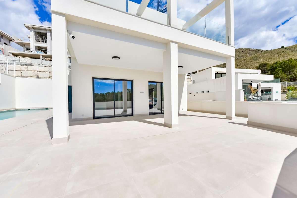 7 soverom Villa til salgs i Finestrat med svømmebasseng - € 1 900 000 (Ref: 9914223)