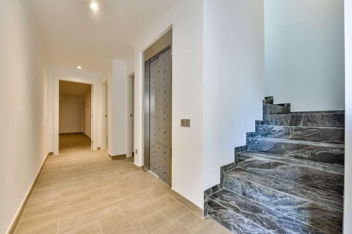 7 soverom Villa til salgs i Finestrat med svømmebasseng - € 1 900 000 (Ref: 9914223)