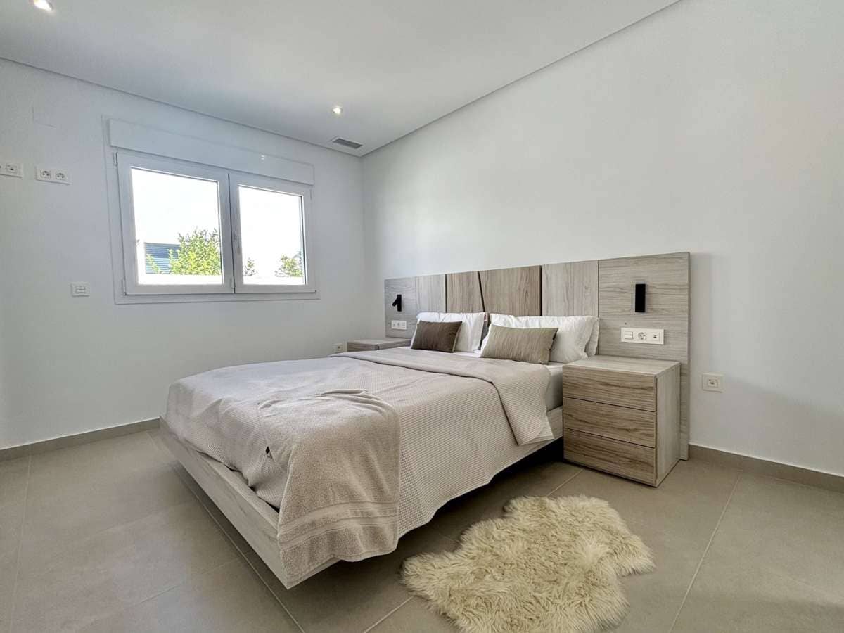 3 soverom Villa til salgs i Benijofar med svømmebasseng garasje - € 589 000 (Ref: 9914292)
