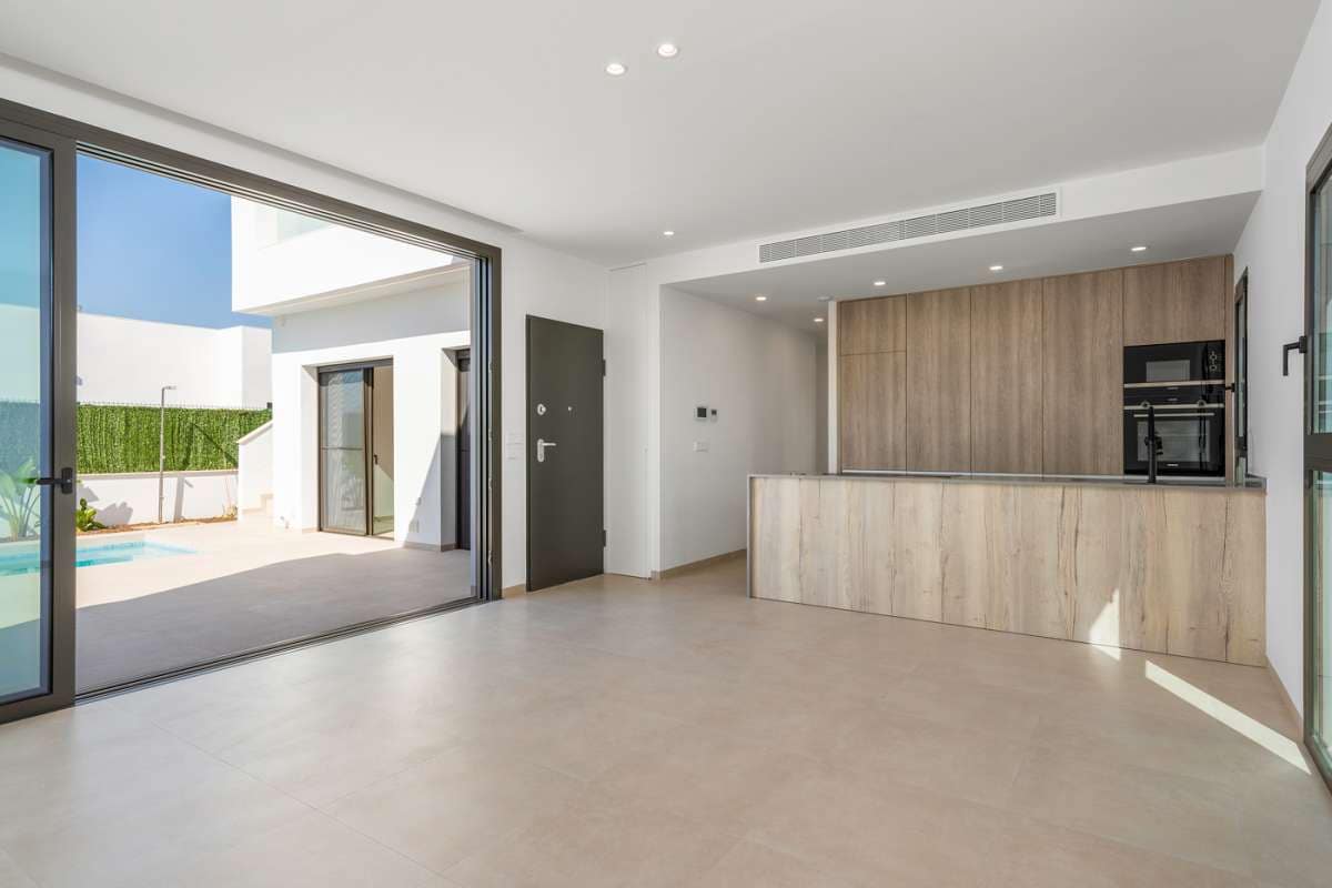 3 quarto Moradia para venda em San Javier com piscina garagem - 633 500 € (Ref: 9914297)