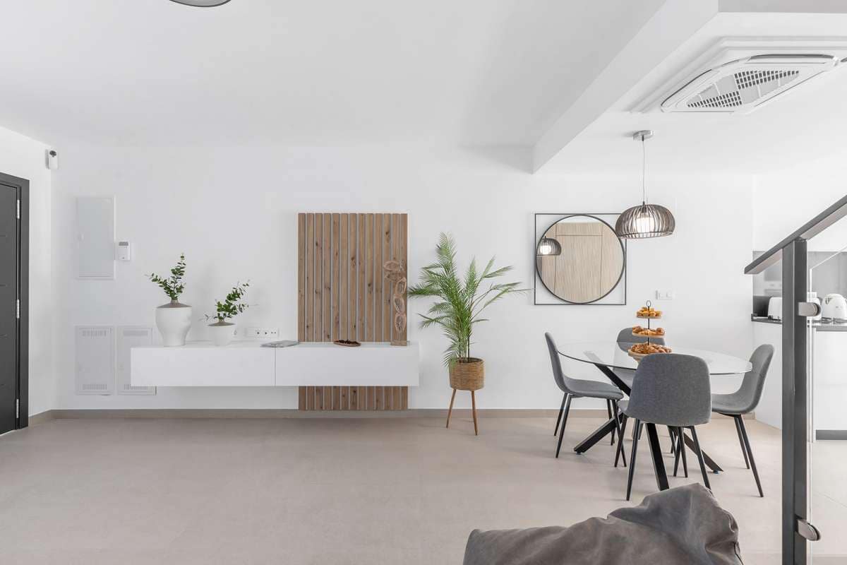 3 sypialnia Dom blizniak na sprzedaż w Rafal z basenem garażem - 295 000 € (Ref: 9914357)