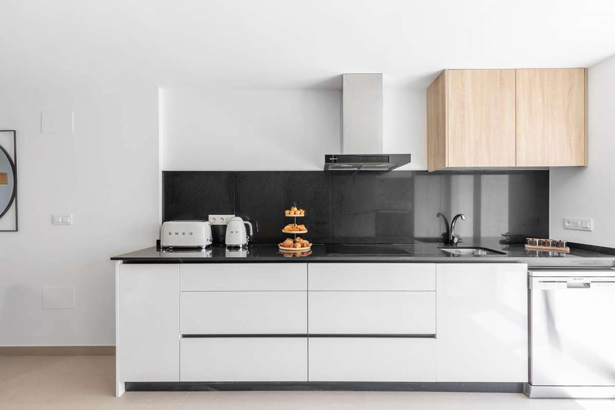 3 sypialnia Dom blizniak na sprzedaż w Rafal z basenem garażem - 295 000 € (Ref: 9914357)