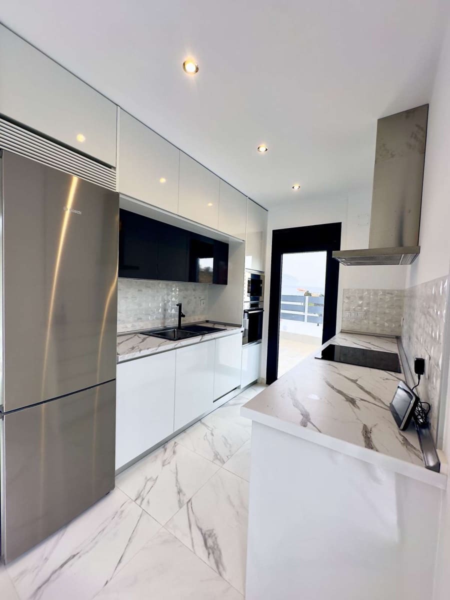 4 soverom Villa til salgs i Ciudad Quesada med svømmebasseng garasje - € 834 000 (Ref: 9914468)