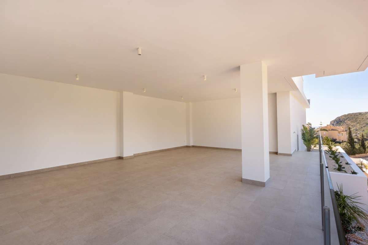 4 sypialnia Willa na sprzedaż w Cumbre del Sol z basenem garażem - 1 378 000 € (Ref: 9914480)