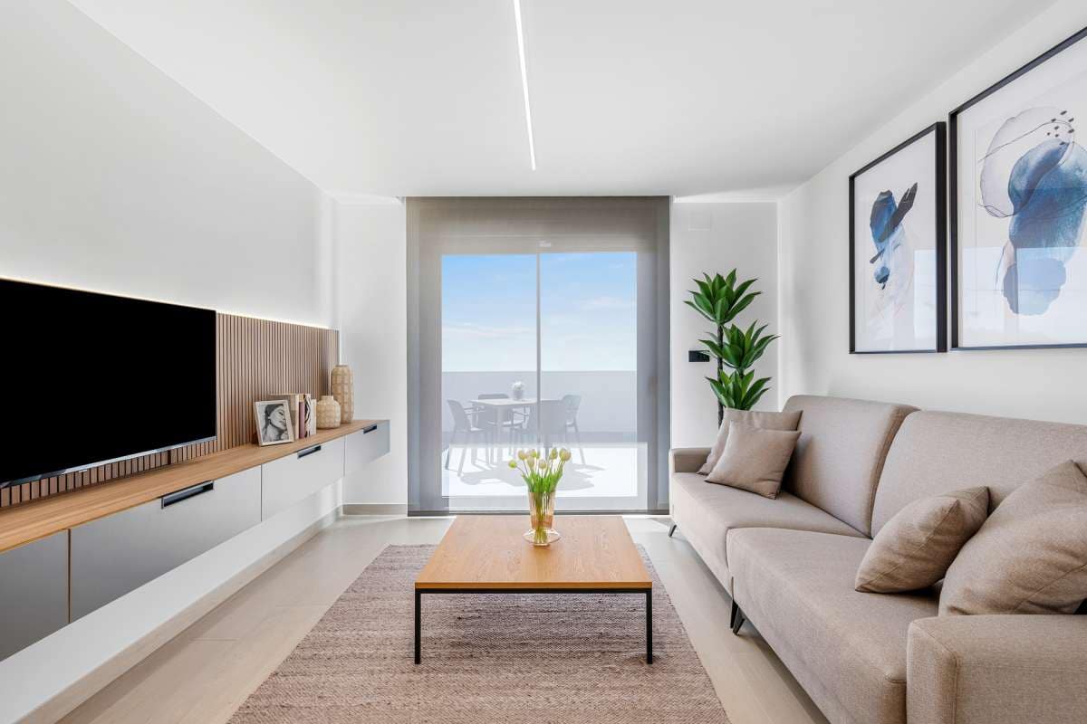 Apartamento de 3 habitaciones en Guardamar del Segura en venta con piscina garaje - 241.000 € (Ref: 9916331)