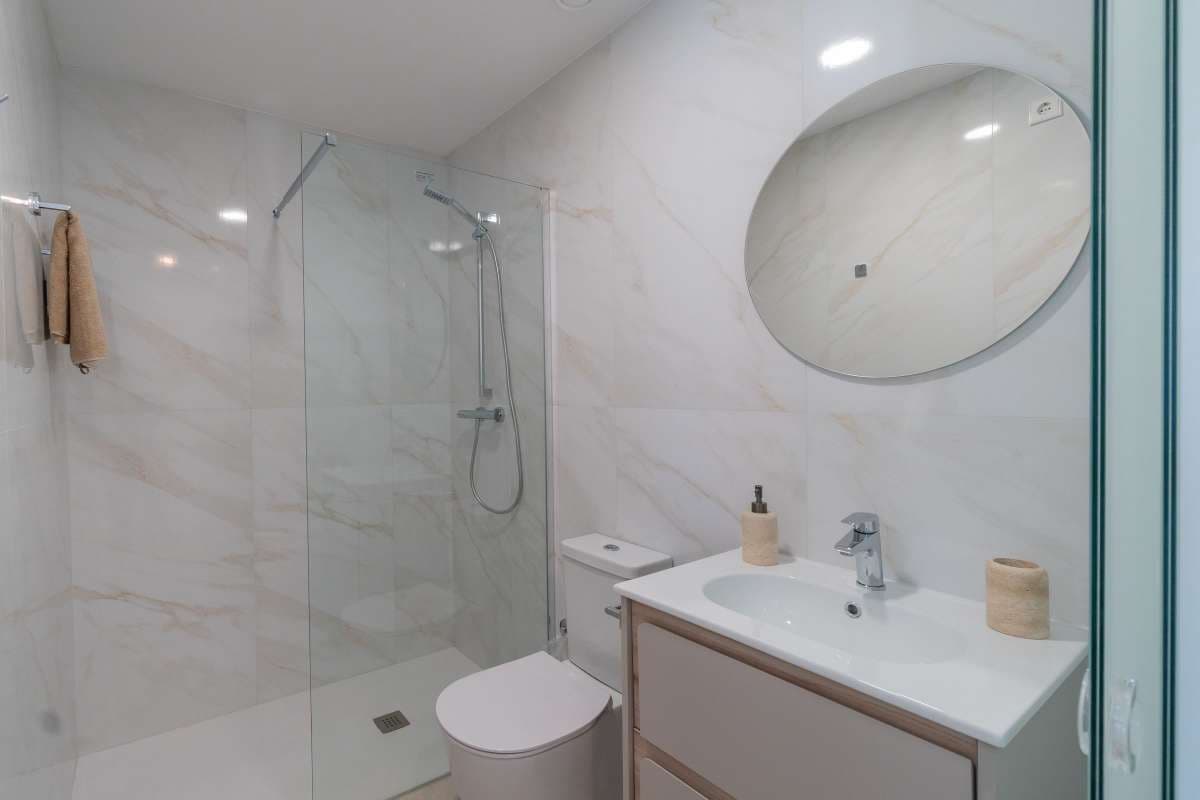 3 quarto Apartamento para venda em Orihuela Costa com piscina garagem - 395 000 € (Ref: 9917558)
