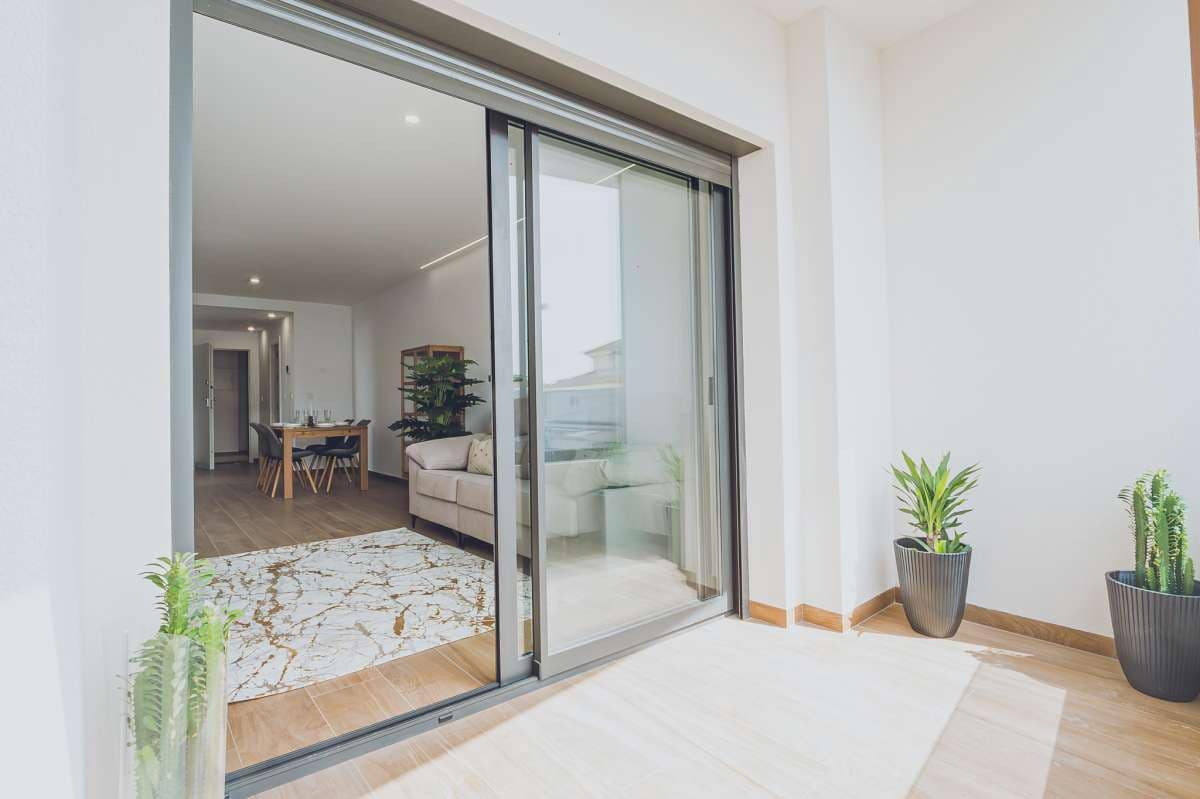 3 soveværelse Lejlighed til salg i Redovan med garage - € 190.000 (Ref: 9918808)