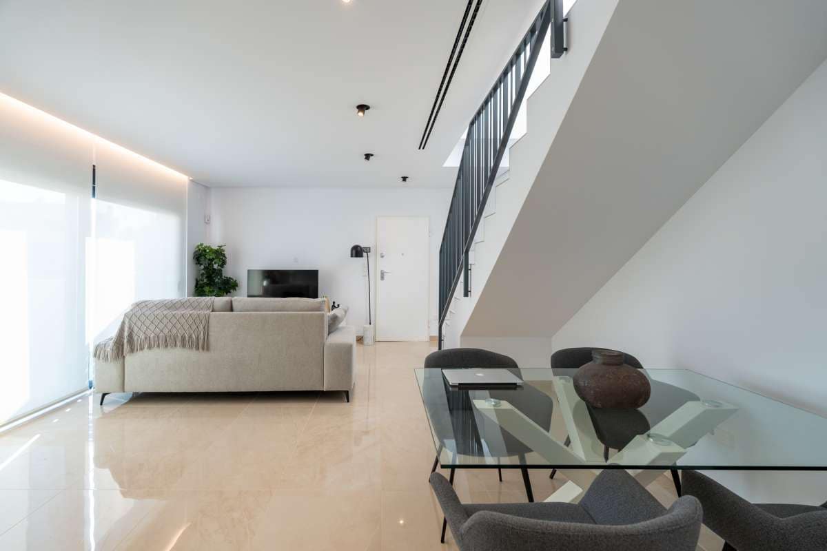 3 soveværelse Byhus til salg i Elche / Elx med swimmingpool garage - € 459.000 (Ref: 9940906)