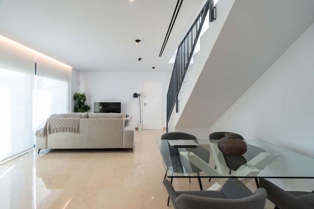 3 soveværelse Byhus til salg i La Marina, Elche / Elx med swimmingpool garage - € 459.000 (Ref: 9940906)