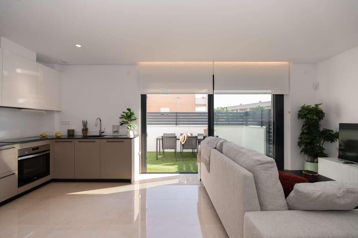 3 soveværelse Byhus til salg i Elche / Elx med swimmingpool garage - € 459.000 (Ref: 9940906)
