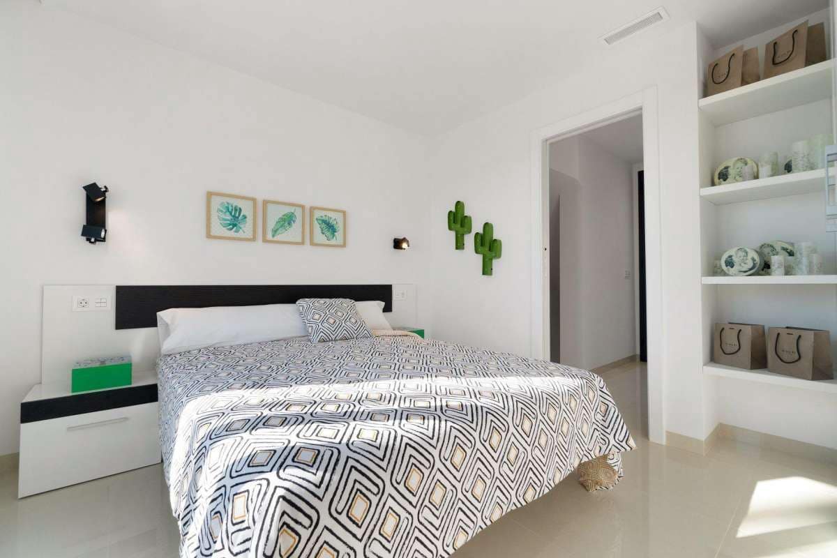 3 slaapkamer Villa te koop in Los Montesinos met zwembad garage - € 535.000 (Ref: 9940917)