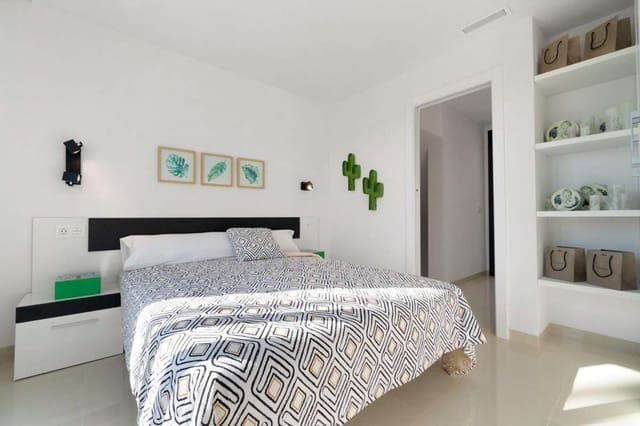 3 sovrum Villa till salu i Los Montesinos med pool garage - 535 000 € (Ref: 9940917)