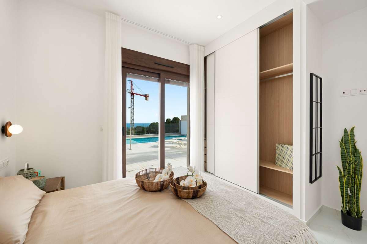3 bedroom Villa for sale in Polop with pool garage - € 659,000 (Ref: 9940921)