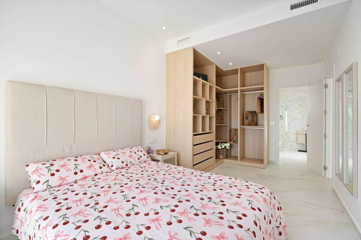 3 bedroom Villa for sale in Polop with pool garage - € 659,000 (Ref: 9940921)