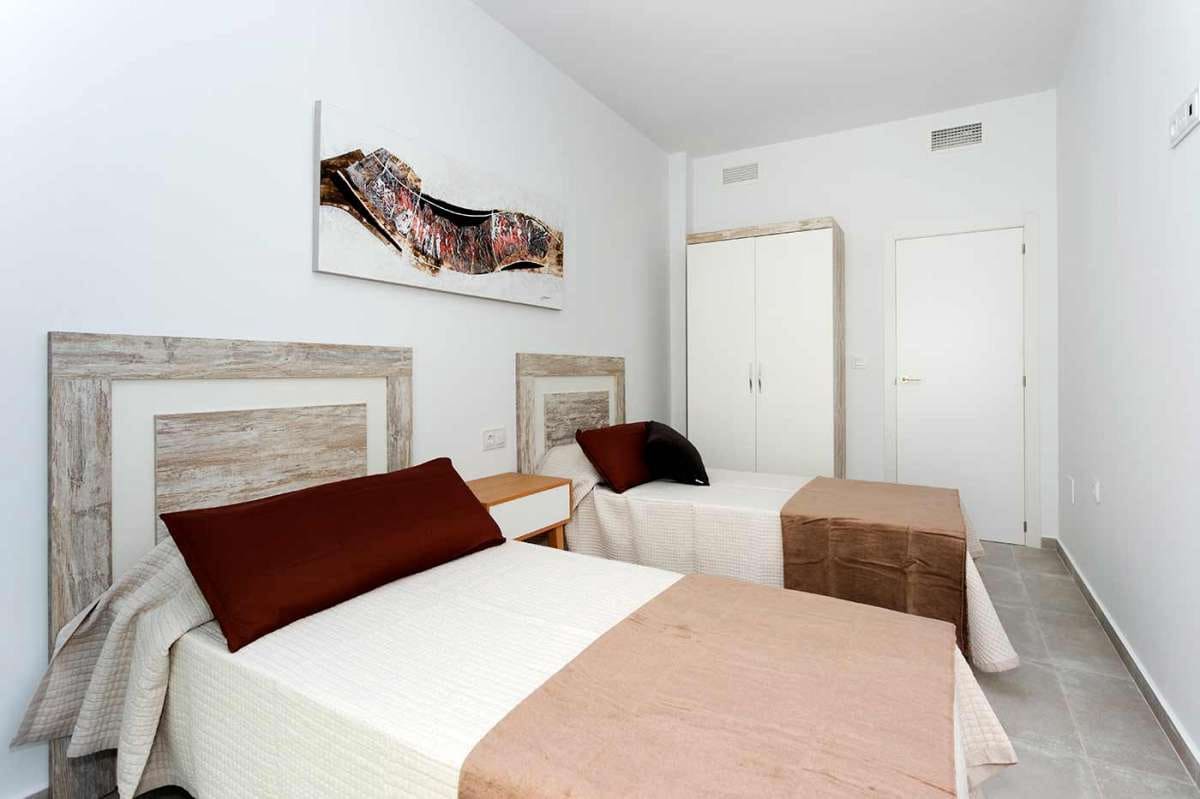 Chalet de 3 habitaciones en Daya Nueva en venta con piscina garaje - 388.000 € (Ref: 9940943)