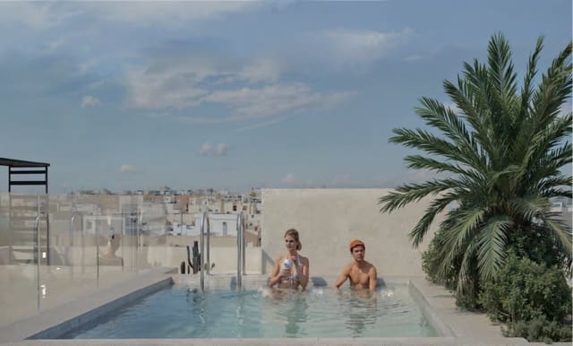 2 soveværelse Lejlighed til salg i Las Piscinas Naturales, Torrevieja med swimmingpool - € 538.000 (Ref: 9940956)