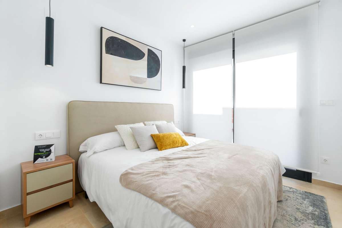 2 soveværelse Bungalow til salg i Torrevieja med swimmingpool garage - € 329.900 (Ref: 9940966)