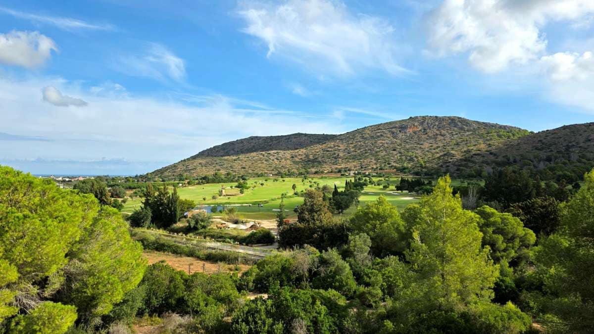 Apartamento de 2 habitaciones en Sella en venta con piscina garaje - 495.000 € (Ref: 9940976)