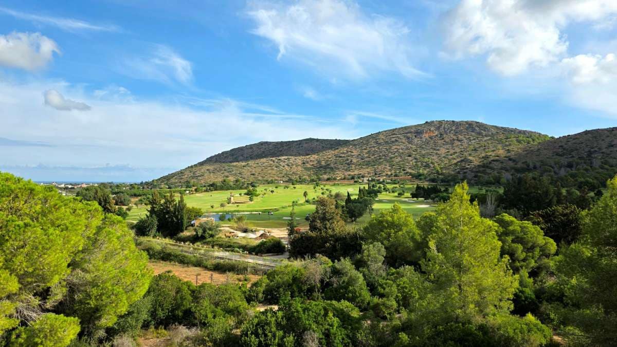 Apartamento de 2 habitaciones en Sella en venta con piscina garaje - 570.000 € (Ref: 9940978)