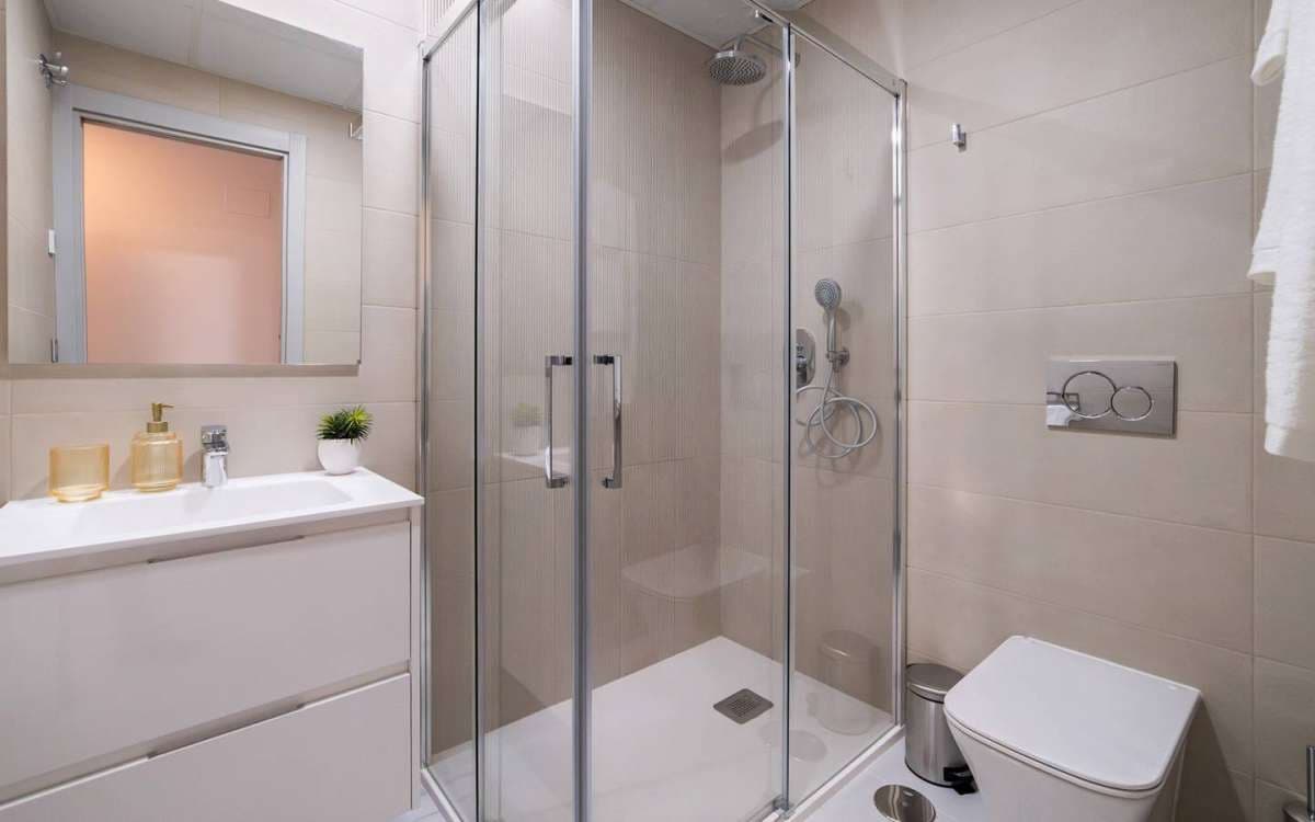 3 slaapkamer Appartement te koop in Benidorm met zwembad garage - € 507.000 (Ref: 9942921)