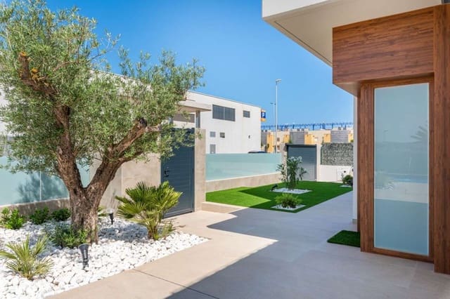 3 soveværelse Villa til salg i Dehesa de Campoamor, Orihuela med swimmingpool garage - € 995.000 (Ref: 9942936)