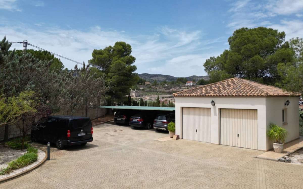 5 quarto Moradia para venda em Monovar / Monover com piscina garagem - 890 000 € (Ref: 9942942)