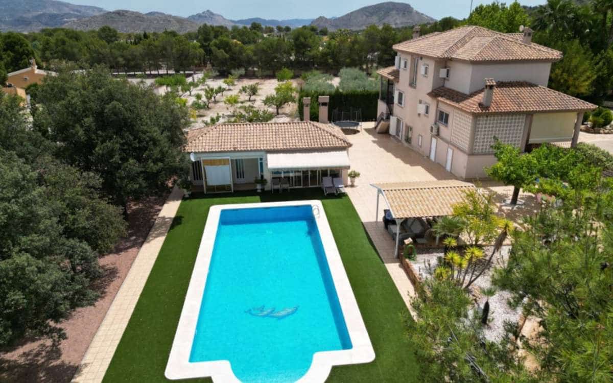 5 quarto Moradia para venda em Monovar / Monover com piscina garagem - 890 000 € (Ref: 9942942)