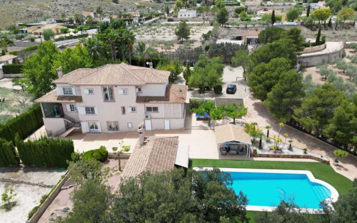 5 quarto Moradia para venda em Monovar / Monover com piscina garagem - 890 000 € (Ref: 9942942)