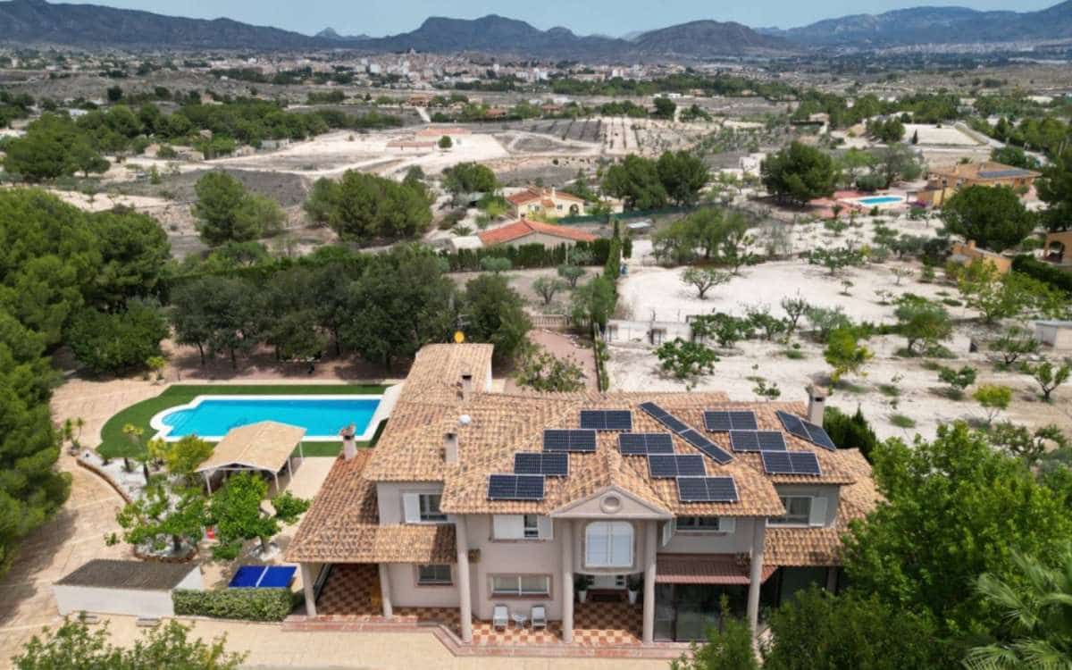 5 quarto Moradia para venda em Monovar / Monover com piscina garagem - 890 000 € (Ref: 9942942)