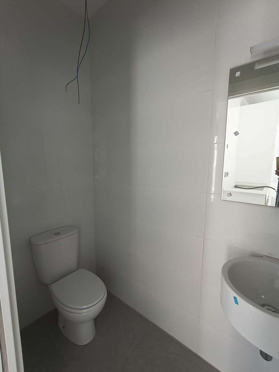 3 soveværelse Byhus til salg i Daya Nueva med swimmingpool garage - € 317.000 (Ref: 9942981)