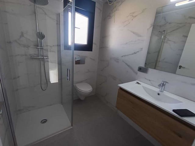 3 soveværelse Byhus til salg i Daya Nueva med swimmingpool garage - € 317.000 (Ref: 9942981)