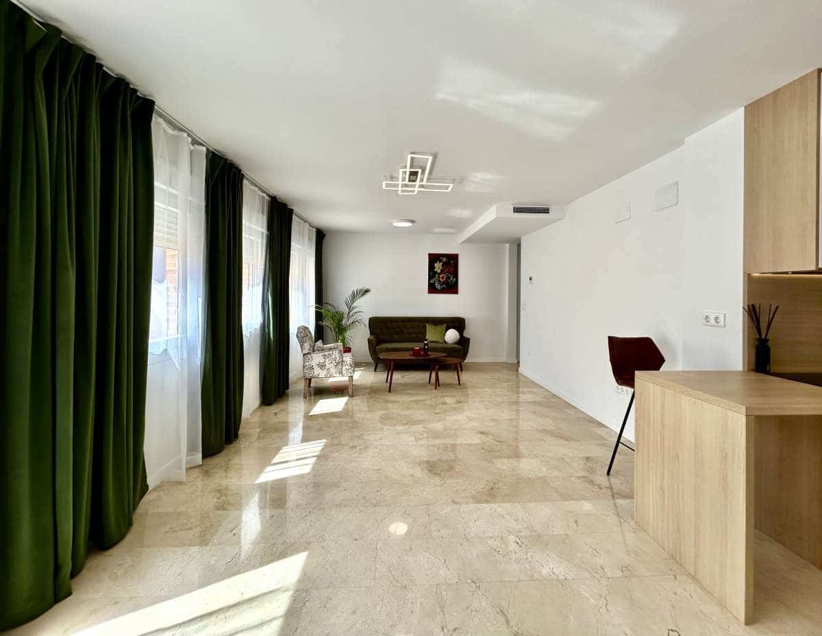 2 sovrum Lägenhet till salu i Alicante stad med garage - 289 900 € (Ref: 9942985)