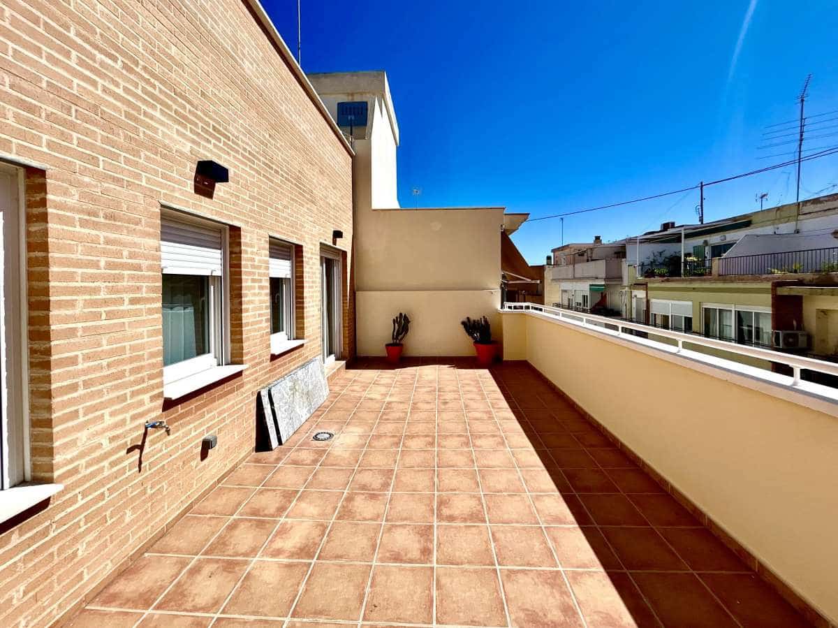 2 sovrum Lägenhet till salu i Alicante stad med garage - 289 900 € (Ref: 9942985)