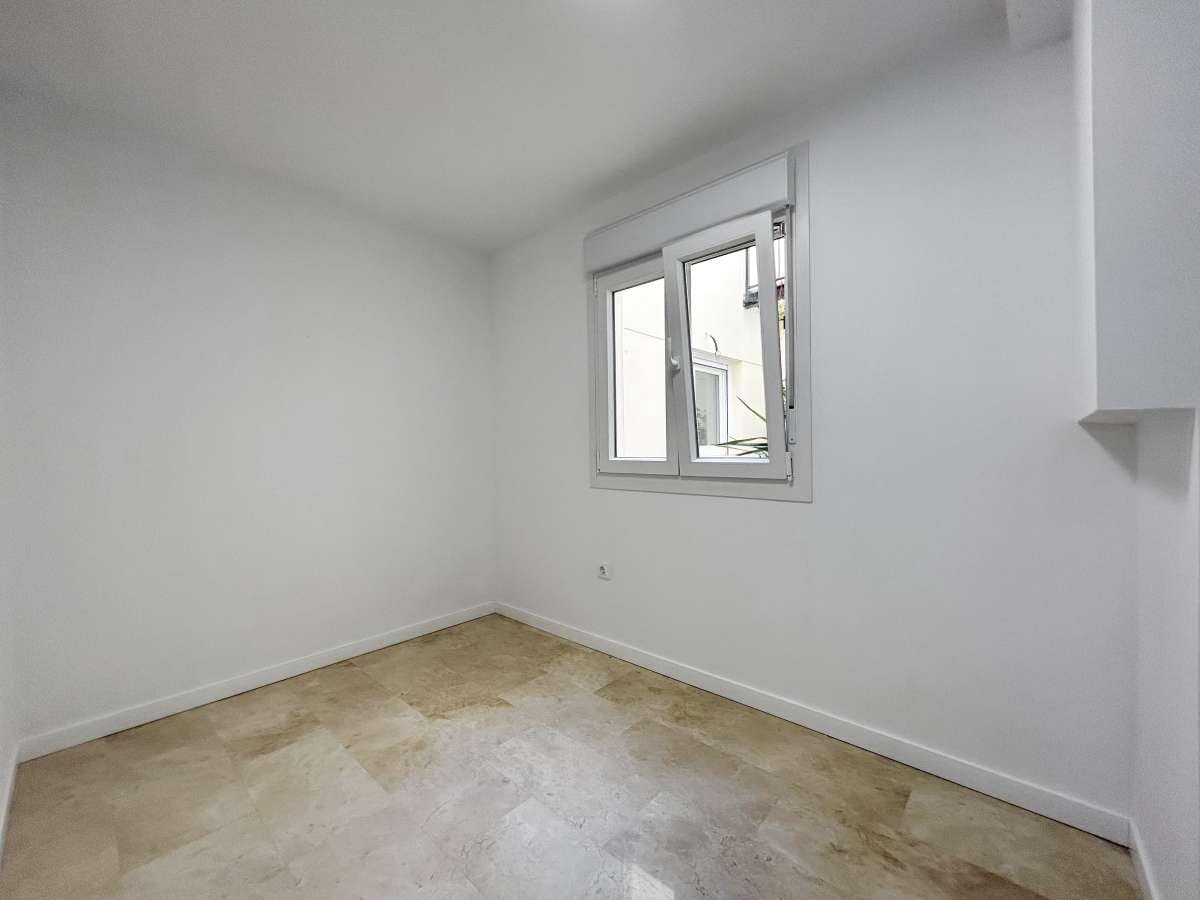 2 sovrum Lägenhet till salu i Alicante stad med garage - 289 900 € (Ref: 9942985)
