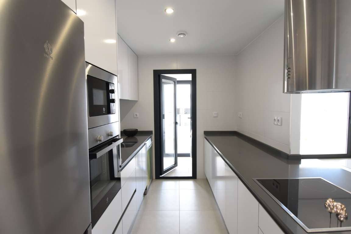 3 Zimmer Apartment zu verkaufen in San Miguel de Salinas mit Pool Garage - 276.000 € (Ref: 9943017)