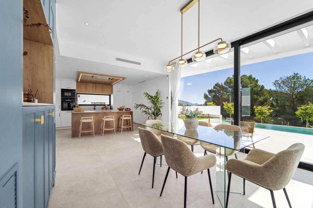 3 soveværelse Villa til salg i Polop med swimmingpool garage - € 775.000 (Ref: 9943044)