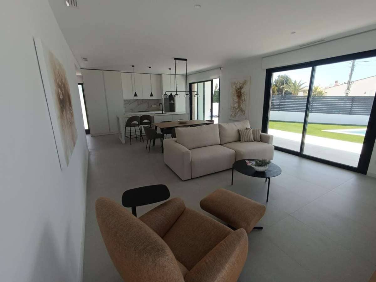 3 chambre Villa/Maison à vendre à Ciudad Quesada avec piscine garage - 690 000 € (Ref: 9943077)