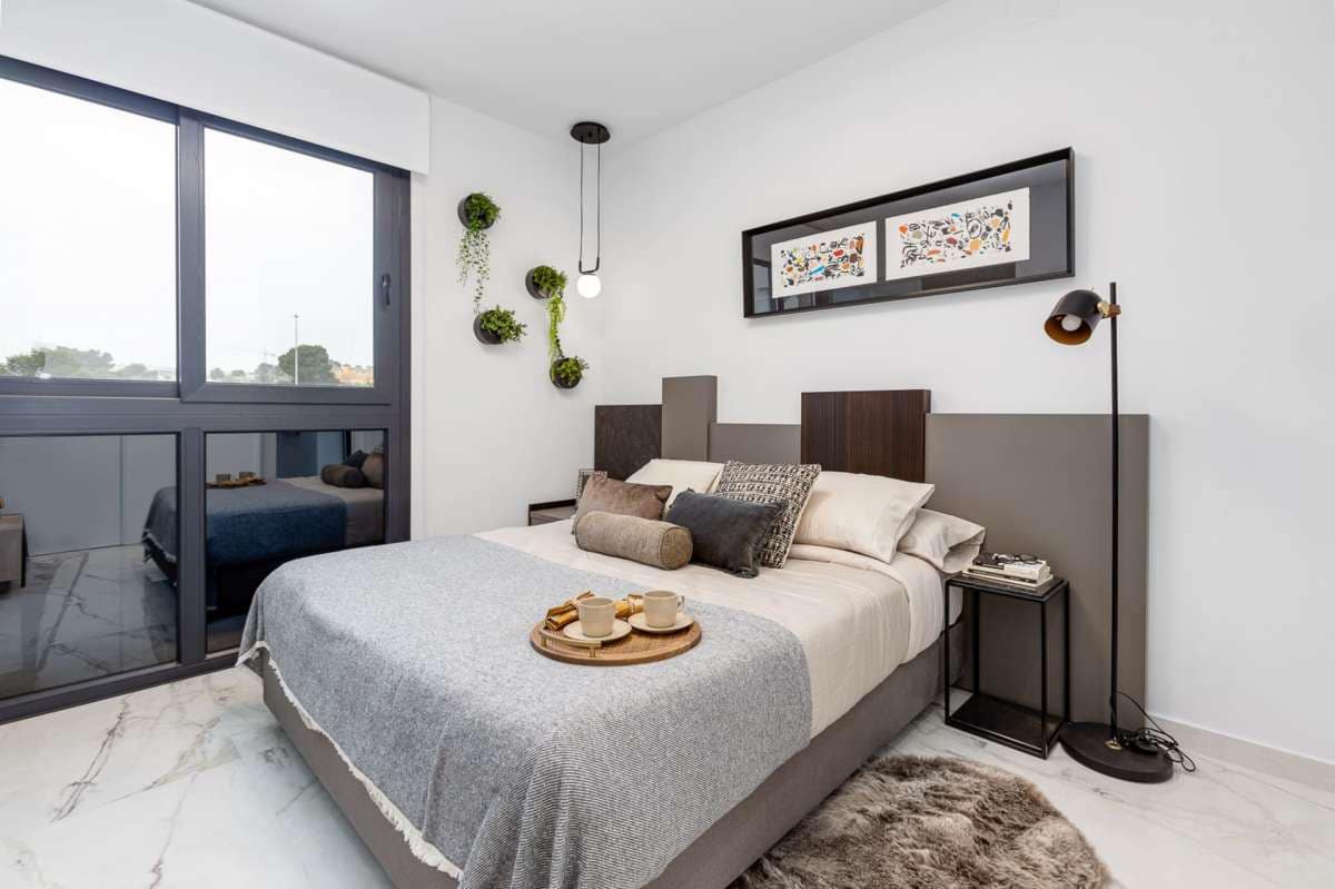 2 soverom Bungalow til salgs i Ciudad Quesada med svømmebasseng garasje - € 342 000 (Ref: 9943095)