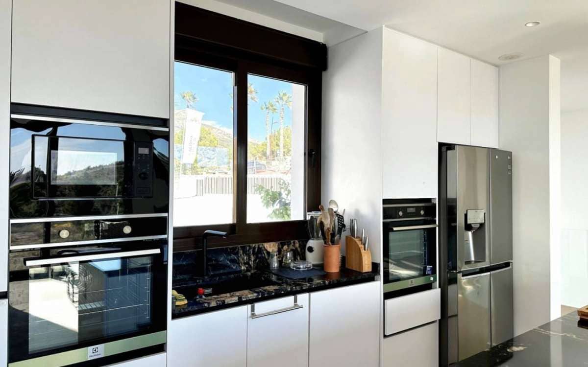 3 sypialnia Willa na sprzedaż w Finestrat z basenem garażem - 745 000 € (Ref: 9943143)