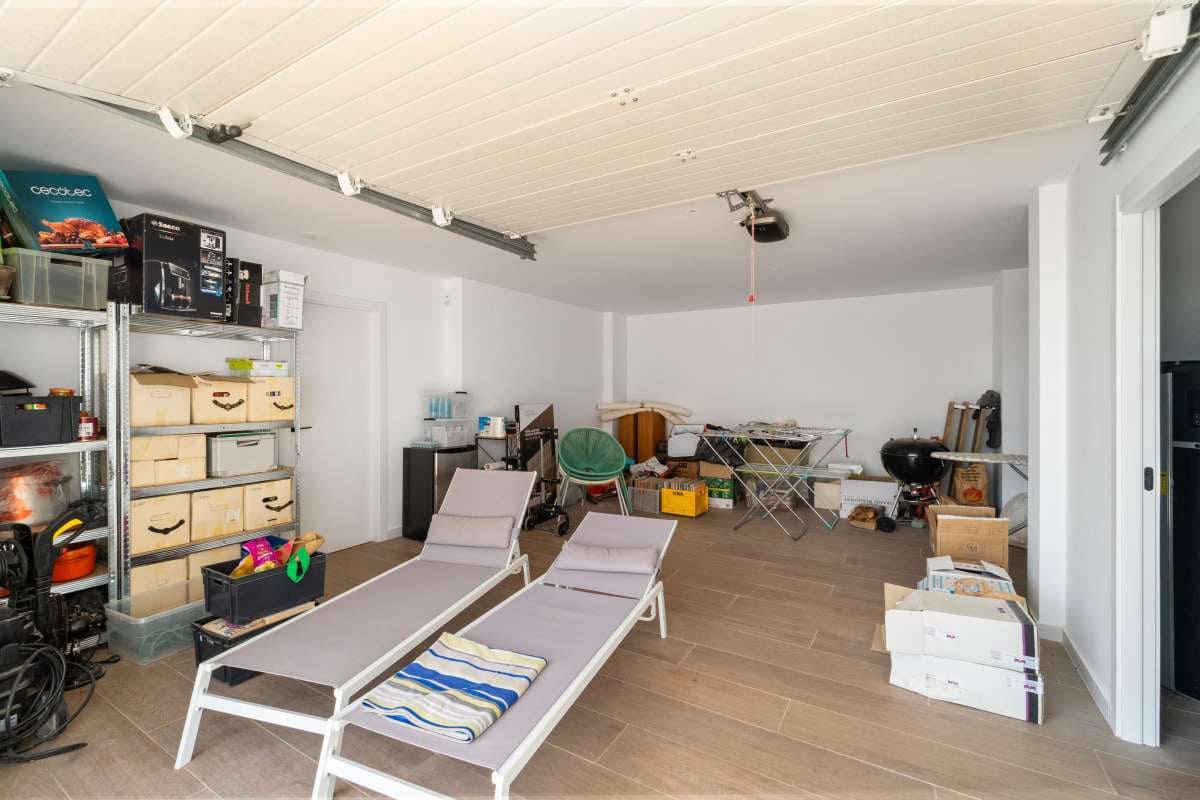 3 sypialnia Willa na sprzedaż w Finestrat z basenem garażem - 745 000 € (Ref: 9943143)