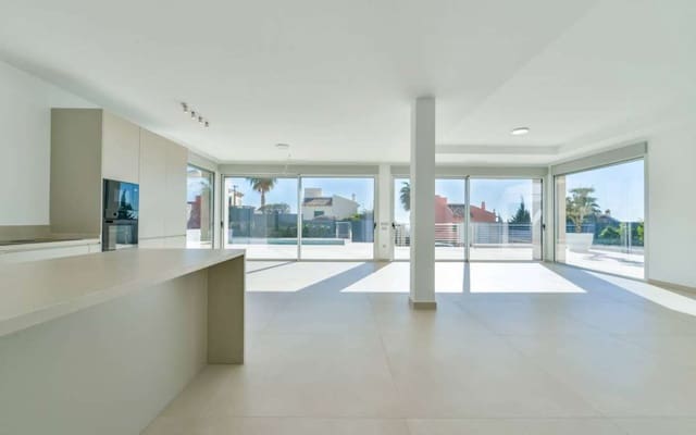 Chalet de 4 habitaciones en Golf Bahía, Finestrat en venta con piscina garaje - 1.750.000 € (Ref: 9943150)