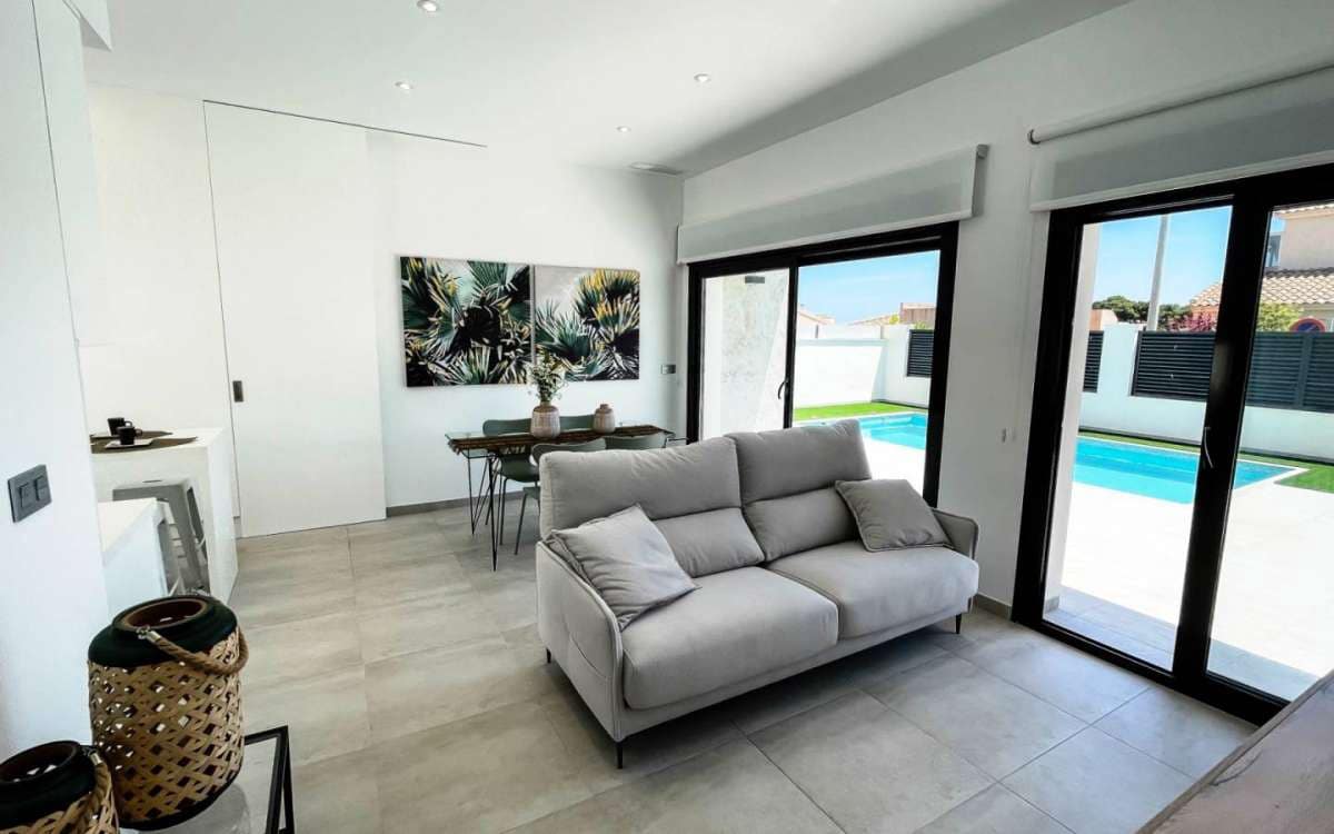 3 slaapkamer Villa te koop in Pilar de la Horadada met zwembad - € 431.560 (Ref: 9943159)