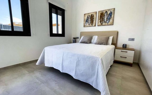 3 slaapkamer Villa te koop in Pinar de Campoverde, Pilar de la Horadada met zwembad - € 431.560 (Ref: 9943159)