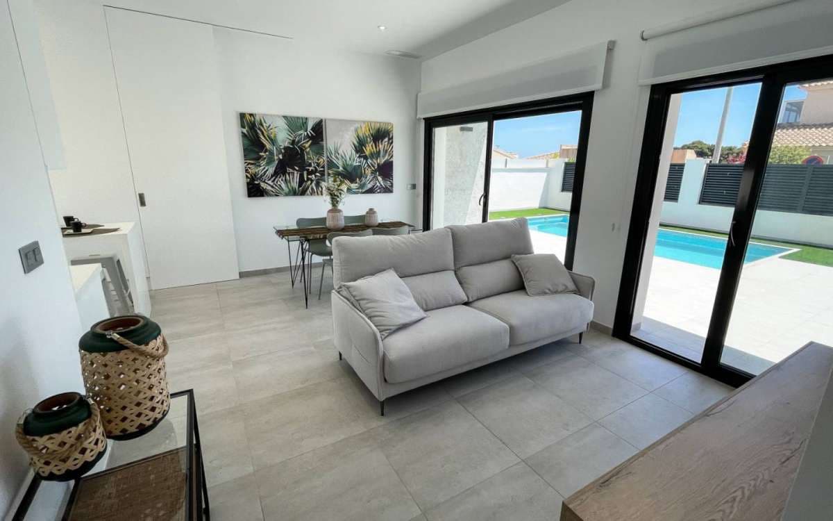 3 slaapkamer Villa te koop in Pilar de la Horadada met zwembad - € 431.560 (Ref: 9943159)