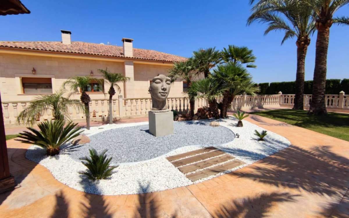 5 soveværelse Villa til salg i Aspe med swimmingpool garage - € 850.000 (Ref: 9943174)