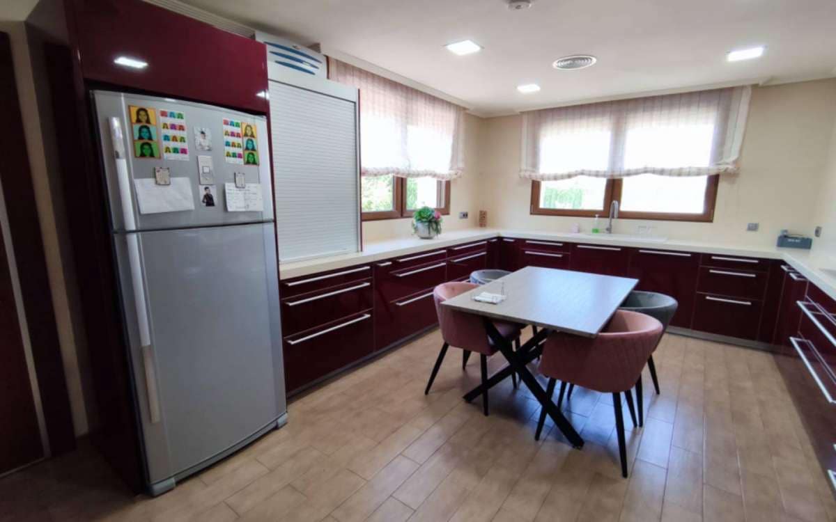 5 soveværelse Villa til salg i Aspe med swimmingpool garage - € 850.000 (Ref: 9943174)
