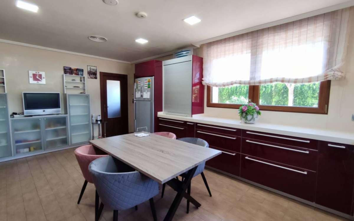 5 soveværelse Villa til salg i Aspe med swimmingpool garage - € 850.000 (Ref: 9943174)